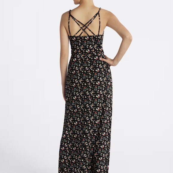 Nine Britton L Black Floral Willow Brushed Knit Maxi Dress - Picture 2 of 9